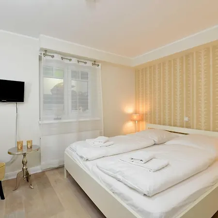 Meer-and-more Apartment *